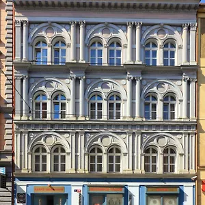 Tabor 3*, Praga República Checa
